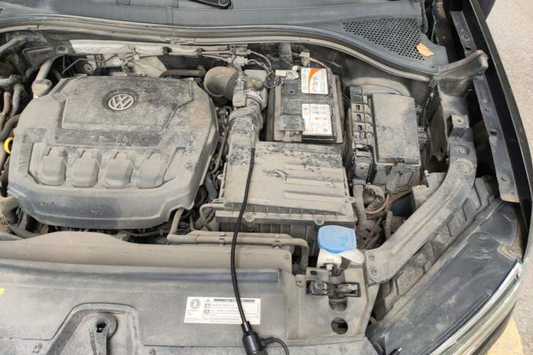 Used Volkswagen Tayron 2019 330TSI Two-Wheel Drive Luxury Model China VI Standard Engine Bay Left