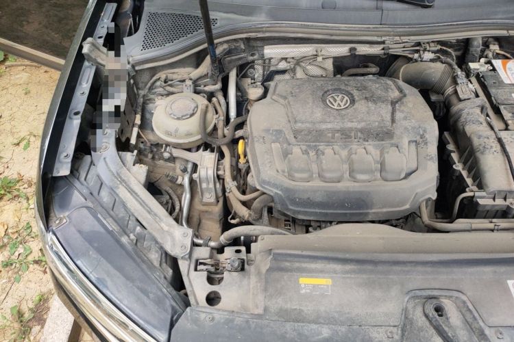 Used Volkswagen Tayron 2019 330TSI Two-Wheel Drive Luxury Model China VI Standard Engine Bay Right