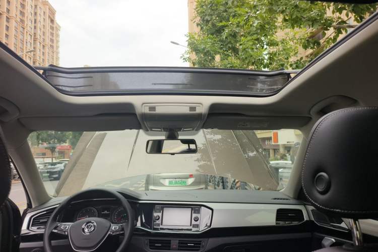 Used Volkswagen Tayron 2019 Teramont Edition 280TSI Two-Wheel Drive Luxury Model China VI Standard Headliner