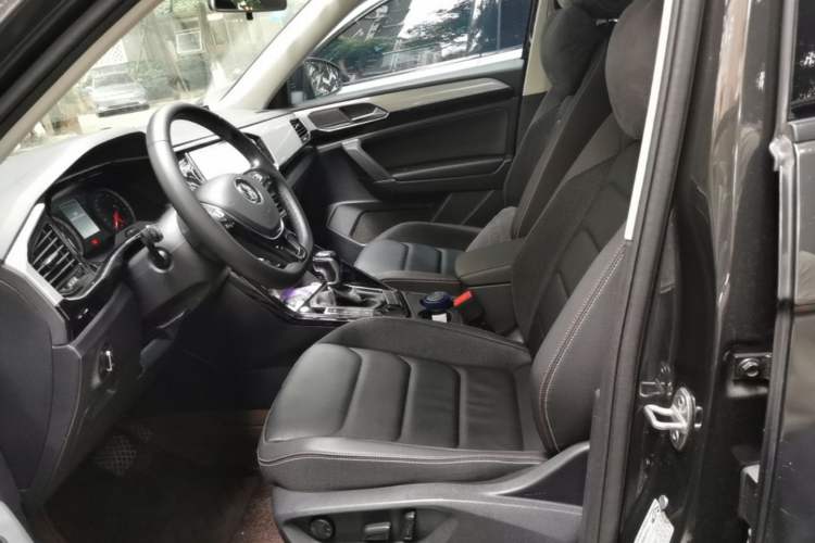 Used Volkswagen Tayron 2019 Teramont Edition 280TSI Two-Wheel Drive Luxury Model China VI Standard Left Front Seat