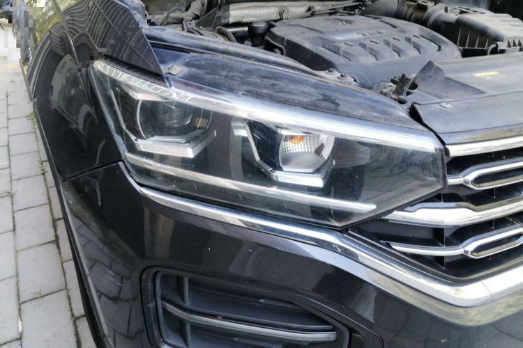 Used Volkswagen Tayron 2019 330TSI Four-Wheel Drive Luxury Version China VI Standard Right Front Headlight