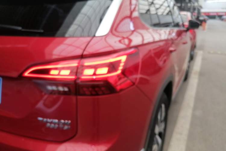 Used Volkswagen Tayron 2019 330TSI Two-Wheel-Drive Luxury Version China V Emission Standard Exterior 1