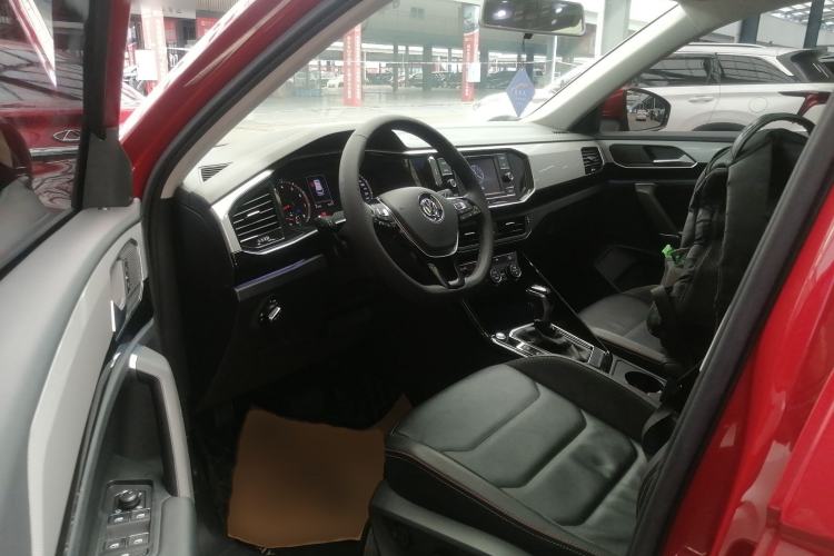 Used Volkswagen Tayron 2019 330TSI Two-Wheel-Drive Luxury Version China V Emission Standard Interior 3