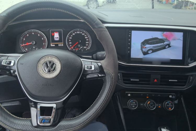 Used Volkswagen Tayron 2019 330TSI Two-Wheel Drive Luxury Model China VI Standard Center Console
