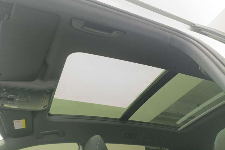 Used Volkswagen Tayron 2019 380TSI Four-Wheel Drive R-Line China VI-standard Headliner