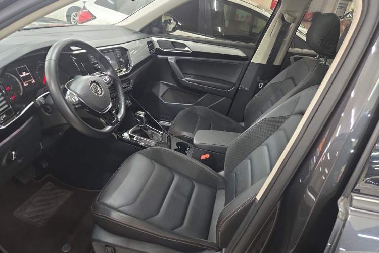 Used Volkswagen Tayron 2019 Teramont Edition 280TSI Two-Wheel Drive Luxury Model China VI Standard Left Front Seat