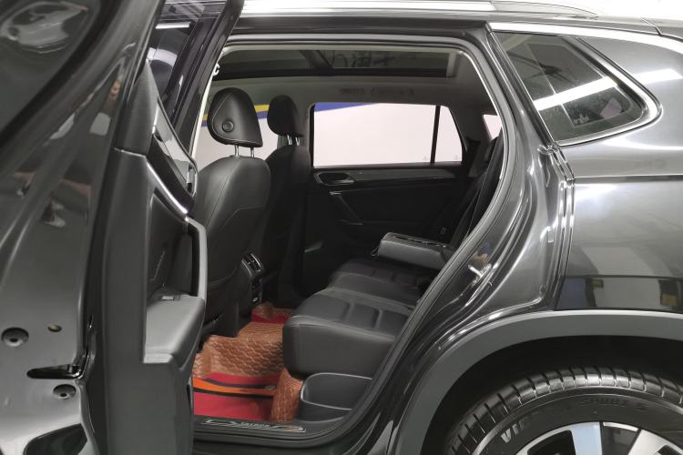 Used Volkswagen Tayron 2019 330TSI Two-Wheel Drive Luxury Model China VI Standard Left Rear Seat