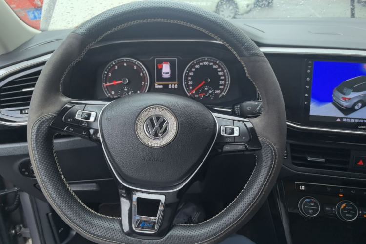Used Volkswagen Tayron 2019 330TSI Two-Wheel Drive Luxury Model China VI Standard Steering Wheel