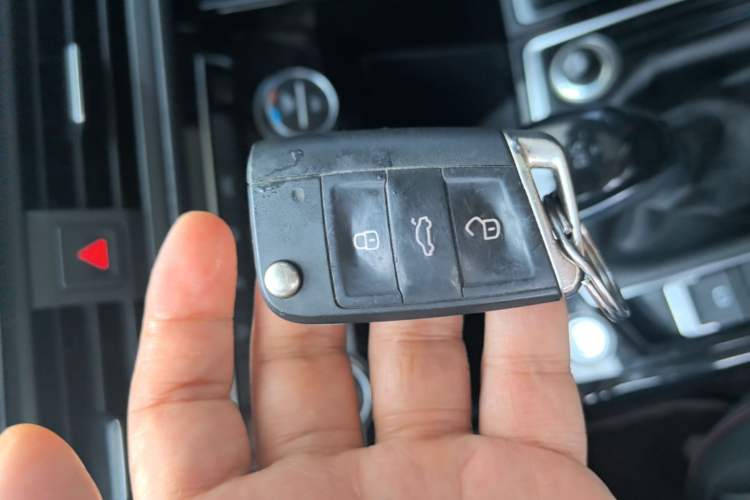 Used Volkswagen Tayron 2019 330TSI Two-Wheel Drive Luxury Model China VI Standard Vehicle Key