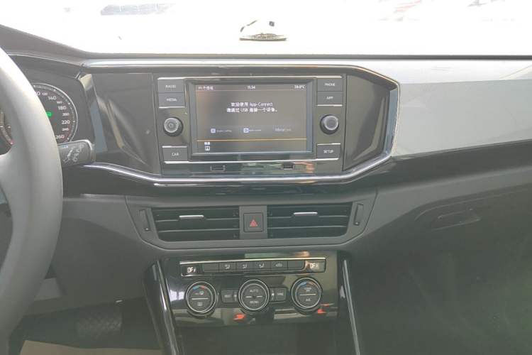 Used Volkswagen Tayron 2019 Teramont Edition 280TSI Two-Wheel Drive Luxury Model China VI Standard Audio And AC Panel