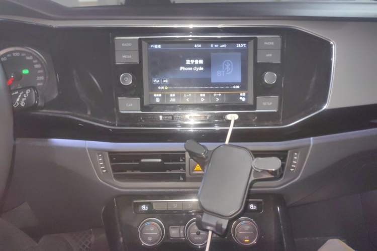 Used Volkswagen Tayron 2019 330TSI Two-Wheel Drive Luxury Model China VI Standard Audio And AC Panel