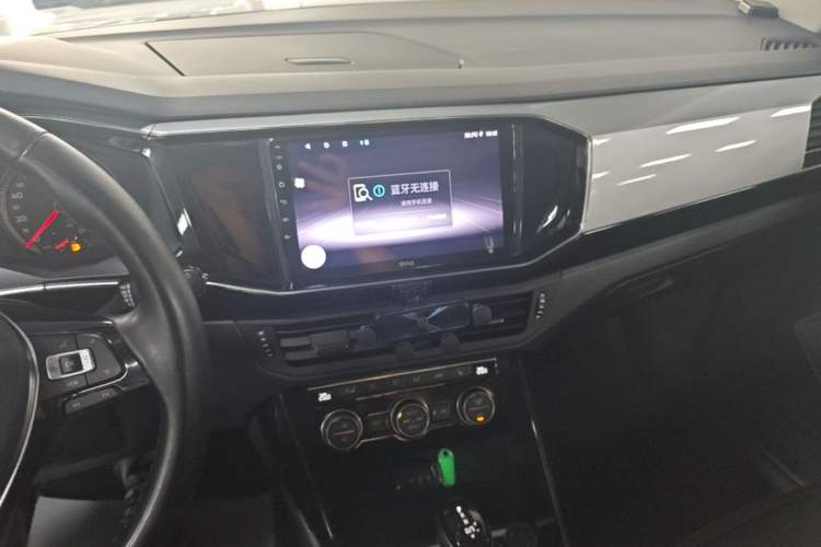 Used Volkswagen Tayron 2019 330TSI Two-Wheel Drive Luxury Model China VI Standard Audio And AC Panel