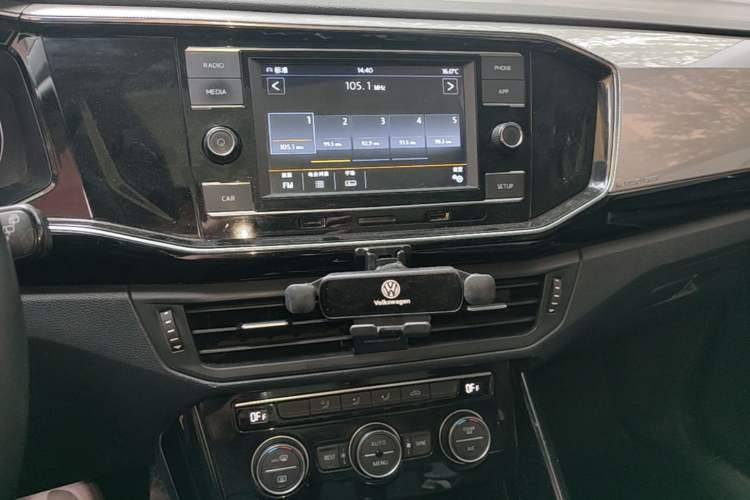 Used Volkswagen Tayron 2019 Teramont Edition 280TSI Two-Wheel Drive Luxury Model China VI Standard Audio And AC Panel