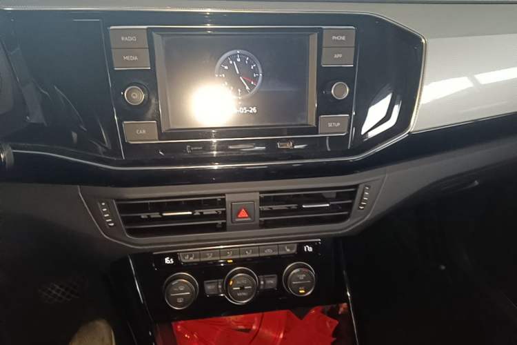 Used Volkswagen Tayron 2019 330TSI Four-Wheel Drive Luxury Version China V Standard Audio And AC Panel