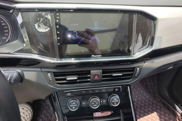 Used Volkswagen Tayron 2019 Teramont Edition 280TSI Two-Wheel Drive Luxury Model China VI Standard Audio And AC Panel