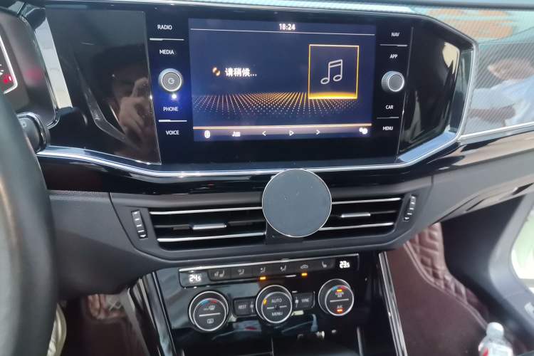 Used Volkswagen Tayron 2019 330TSI Two-Wheel Drive Prestige Version China V Standard Audio And AC Panel