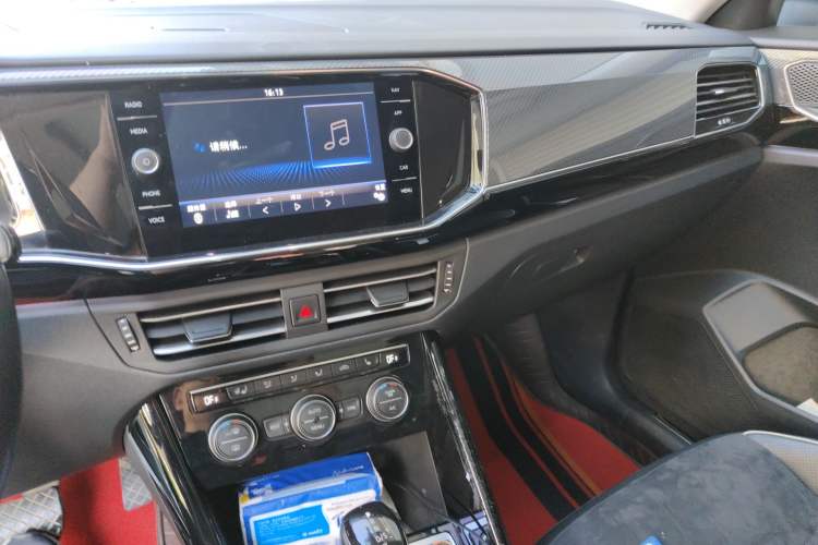 Used Volkswagen Tayron 2019 380TSI Four-Wheel Drive Prestige Model China VI Standard Audio And AC Panel