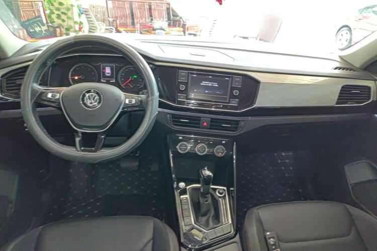 Used Volkswagen Tayron 2019 330TSI Two-Wheel Drive Luxury Model China VI Standard Center Console