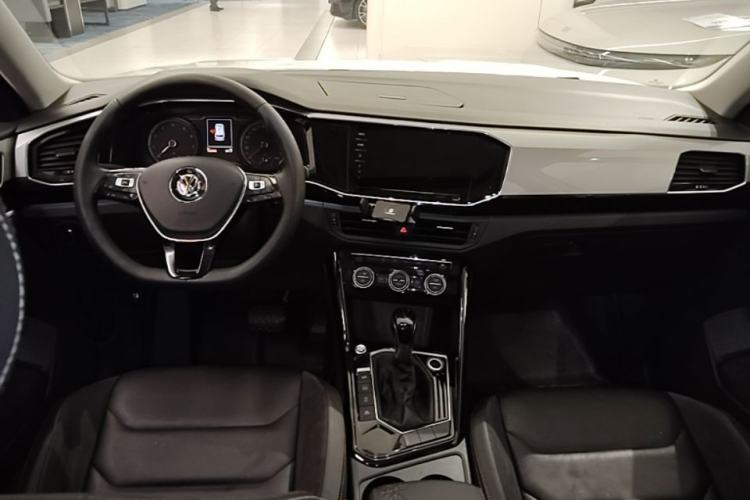 Used Volkswagen Tayron 2019 330TSI Two-Wheel Drive Luxury Model China VI Standard Center Console