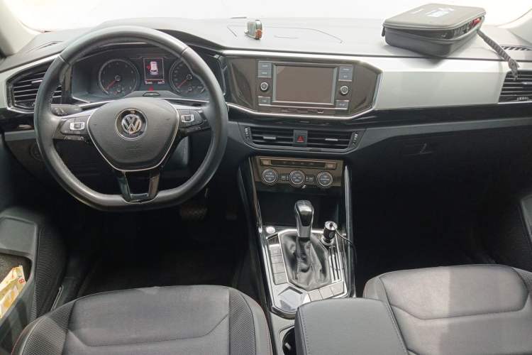 Used Volkswagen Tayron 2019 Teramont Edition 280TSI Two-Wheel Drive Luxury Model China VI Standard Center Console