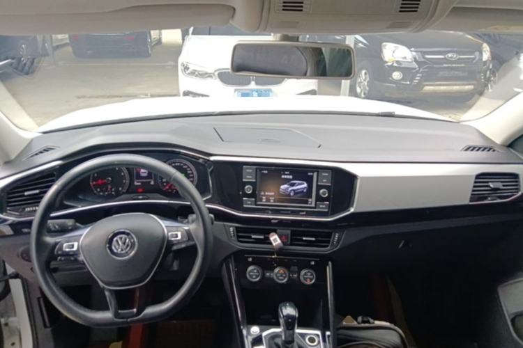 Used Volkswagen Tayron 2019 330TSI Four-Wheel Drive Luxury Version China V Standard Center Console