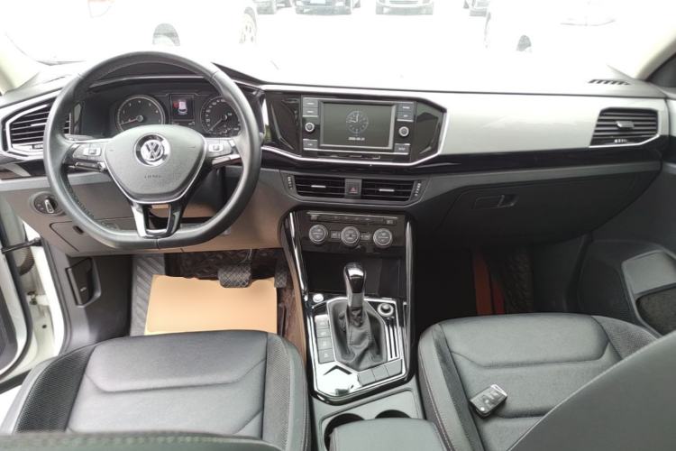 Used Volkswagen Tayron 2019 330TSI Two-Wheel Drive Luxury Model China VI Standard Center Console