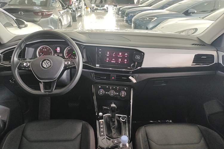 Used Volkswagen Tayron 2019 330TSI Two-Wheel Drive Luxury Model China VI Standard Center Console