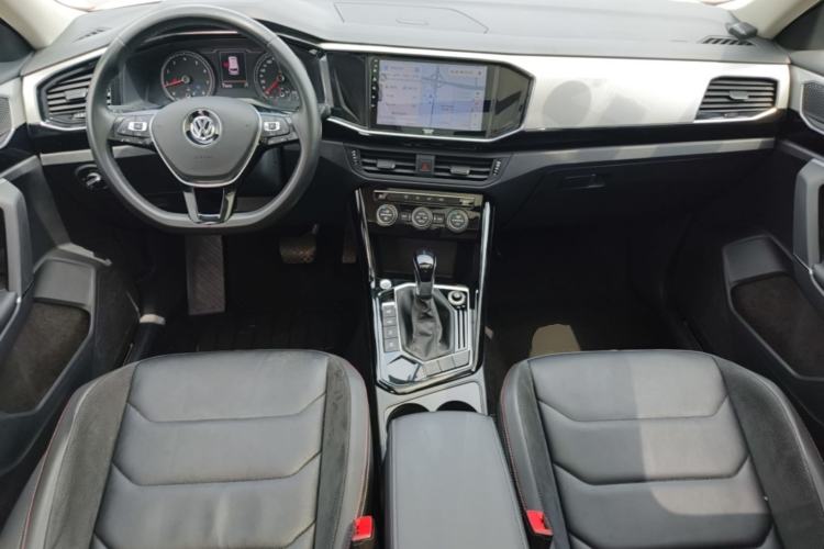 Used Volkswagen Tayron 2019 330TSI Two-Wheel Drive Luxury Model China VI Standard Center Console