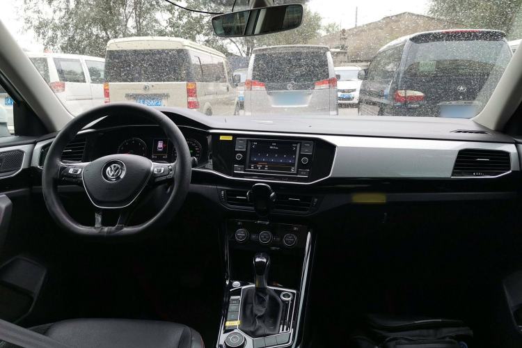 Used Volkswagen Tayron 2019 330TSI Four-Wheel Drive Luxury Version China V Standard Center Console