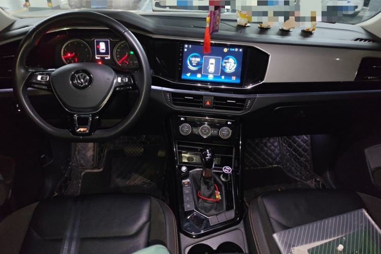 Used Volkswagen Tayron 2019 330TSI Two-Wheel Drive Luxury Model China VI Standard Center Console