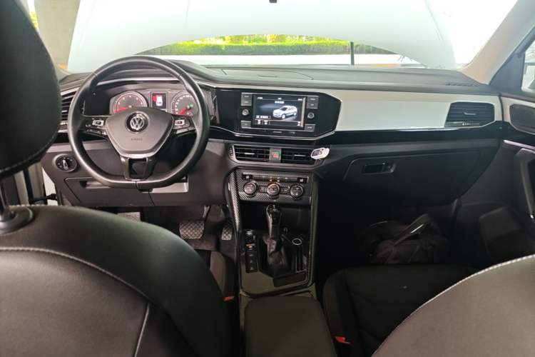 Used Volkswagen Tayron 2019 330TSI Two-Wheel Drive Luxury Model China VI Standard Center Console