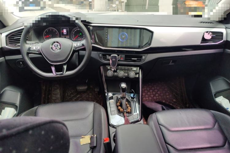 Used Volkswagen Tayron 2019 330TSI Two-Wheel-Drive Luxury Version China V Emission Standard Center Console