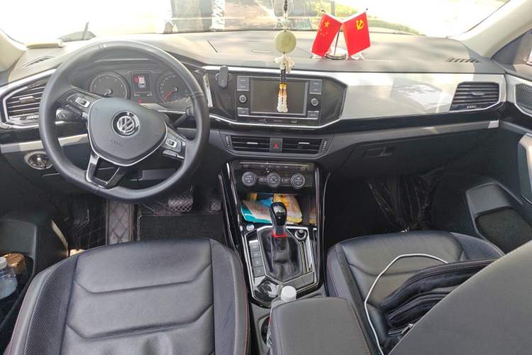 Used Volkswagen Tayron 2019 Teramont Edition 280TSI Two-Wheel Drive Luxury Model China VI Standard Center Console