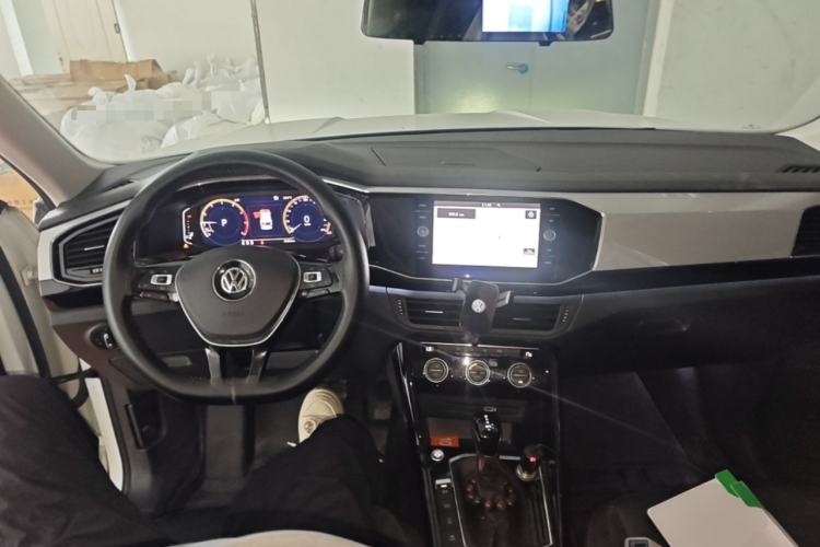 Used Volkswagen Tayron 2019 330TSI Two-Wheel Drive Luxury Model China VI Standard Center Console