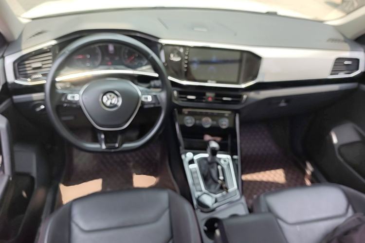 Used Volkswagen Tayron 2019 Teramont Edition 280TSI Two-Wheel Drive Luxury Model China VI Standard Center Console