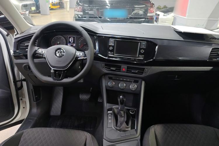 Used Volkswagen Tayron 2019 Teramont Edition 280TSI Two-Wheel Drive Comfort Model China VI Standard Center Console