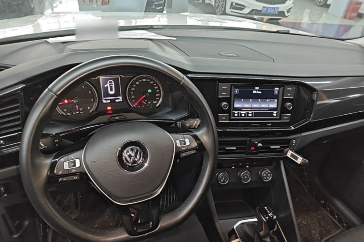 Used Volkswagen Tayron 2019 Teramont Edition 280TSI Two-Wheel Drive Comfort Model China VI Standard Center Console