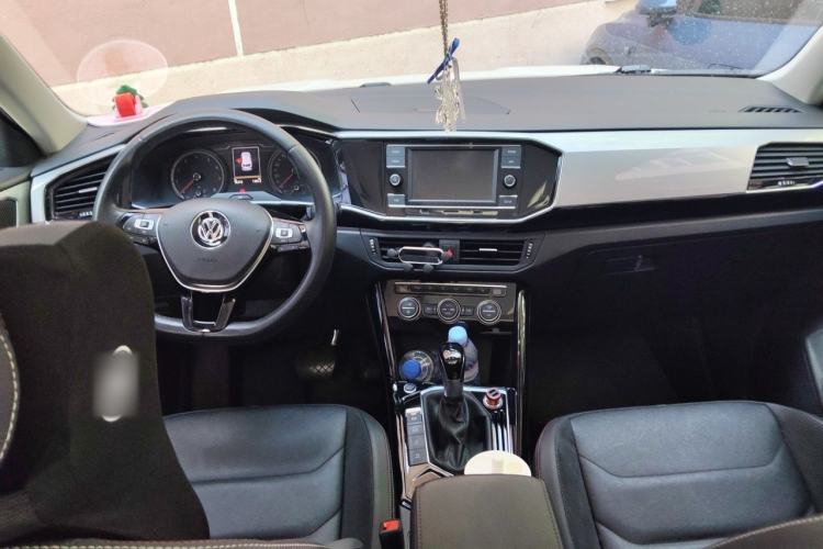 Used Volkswagen Tayron 2019 330TSI Two-Wheel Drive Luxury Model China VI Standard Center Console