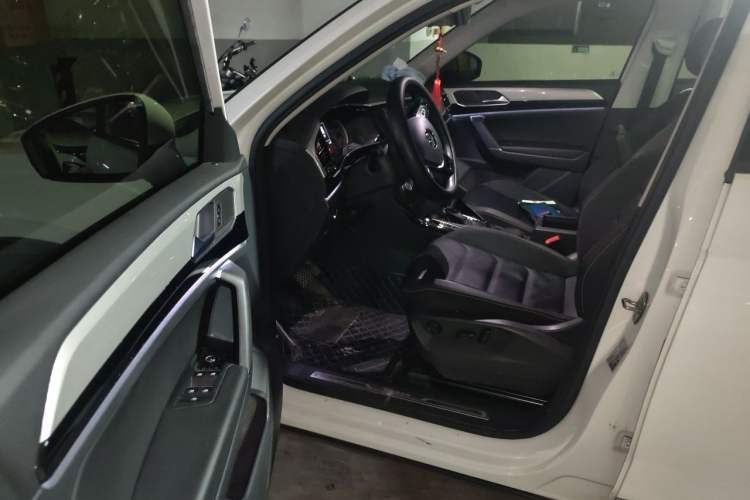 Used Volkswagen Tayron 2019 330TSI Two-Wheel Drive Luxury Model China VI Standard Driver Seat