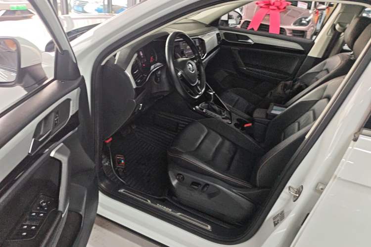 Used Volkswagen Tayron 2019 330TSI Two-Wheel Drive Luxury Model China VI Standard Driver Seat