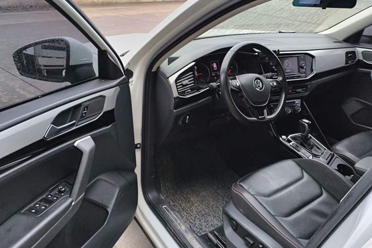 Used Volkswagen Tayron 2019 330TSI Two-Wheel Drive Luxury Model China VI Standard Driver Seat