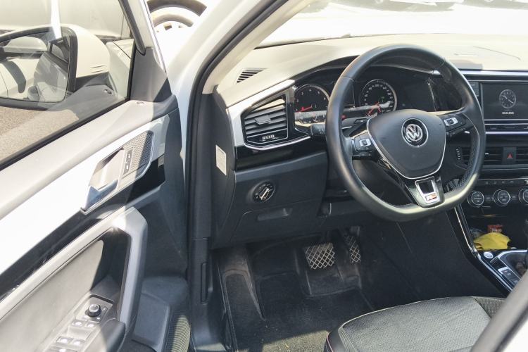Used Volkswagen Tayron 2019 330TSI Two-Wheel Drive Luxury Model China VI Standard Driver Seat