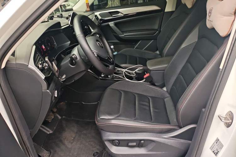 Used Volkswagen Tayron 2019 330TSI Two-Wheel-Drive Luxury Plus China VI Standard Driver Seat