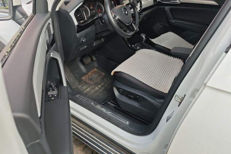 Used Volkswagen Tayron 2019 330TSI Two-Wheel-Drive Luxury Version China V Emission Standard Driver Seat