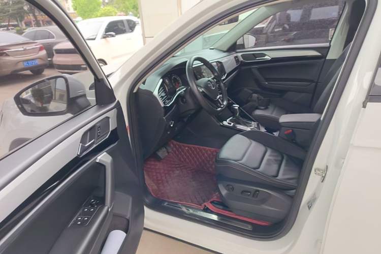 Used Volkswagen Tayron 2019 330TSI Two-Wheel Drive Luxury Model China VI Standard Driver Seat
