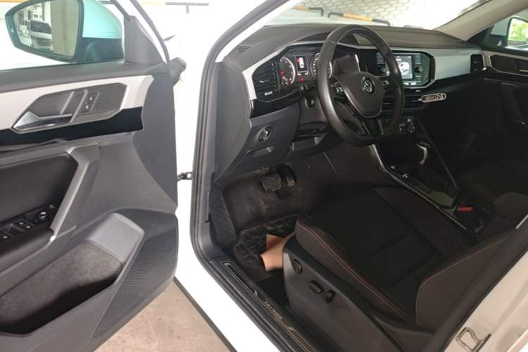 Used Volkswagen Tayron 2019 330TSI Two-Wheel Drive Luxury Model China VI Standard Driver Seat