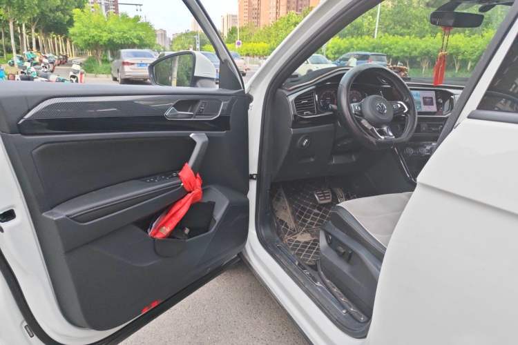 Used Volkswagen Tayron 2019 380TSI Four-Wheel Drive R-Line China VI-standard Driver Seat