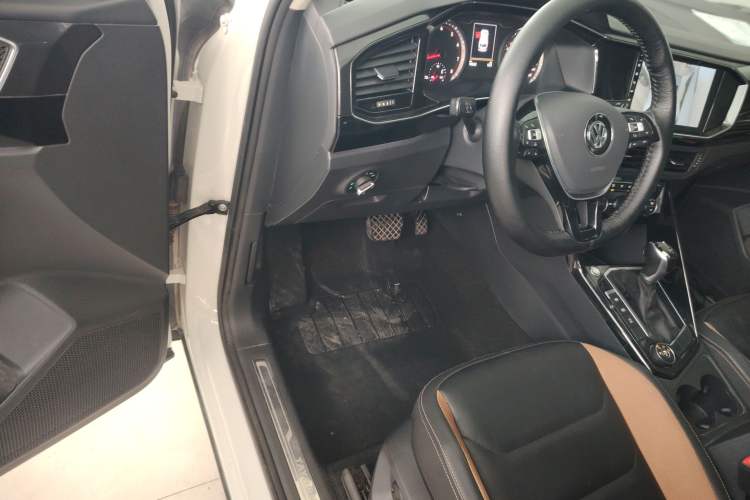 Used Volkswagen Tayron 2019 330TSI Four-Wheel Drive Luxury Version China VI Standard Driver Seat