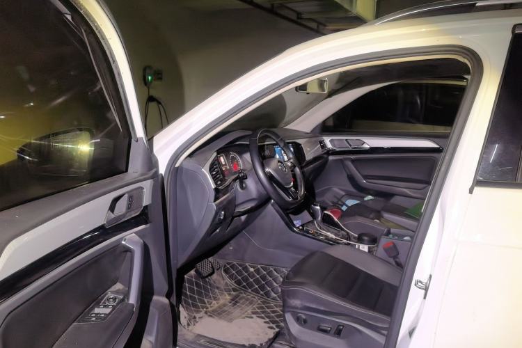 Used Volkswagen Tayron 2019 330TSI Two-Wheel Drive Luxury Model China VI Standard Driver Seat