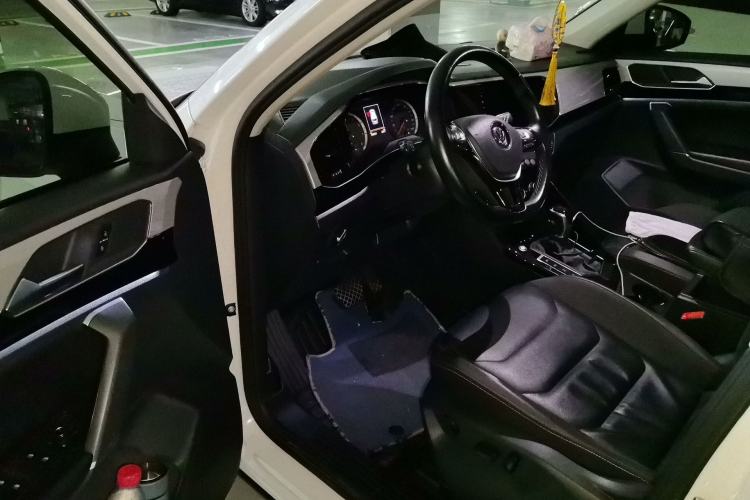Used Volkswagen Tayron 2019 330TSI Two-Wheel Drive Luxury Model China VI Standard Driver Seat